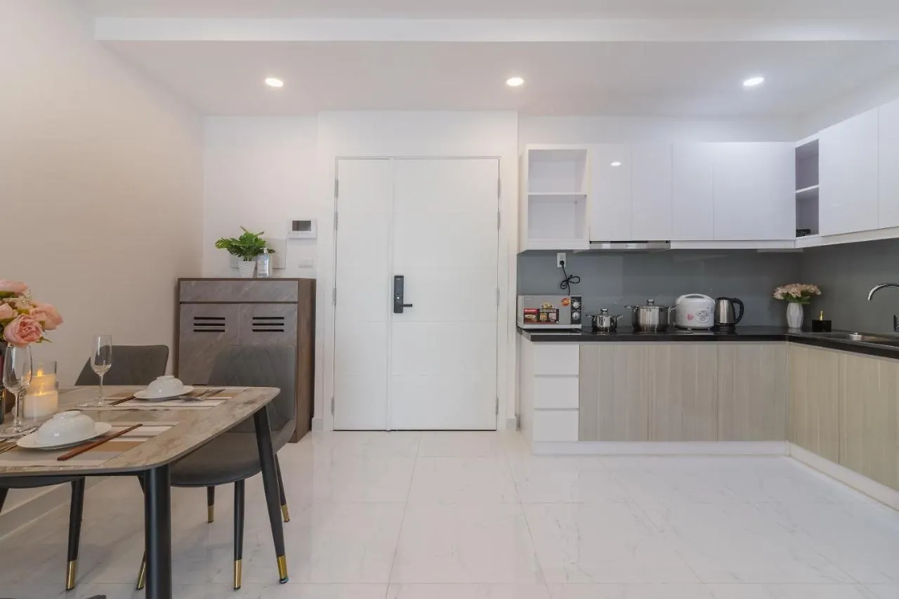 Big Promo 20% Luxury 2Br Apt - City Skyline View- Hot 胡志明市 0*,  越南