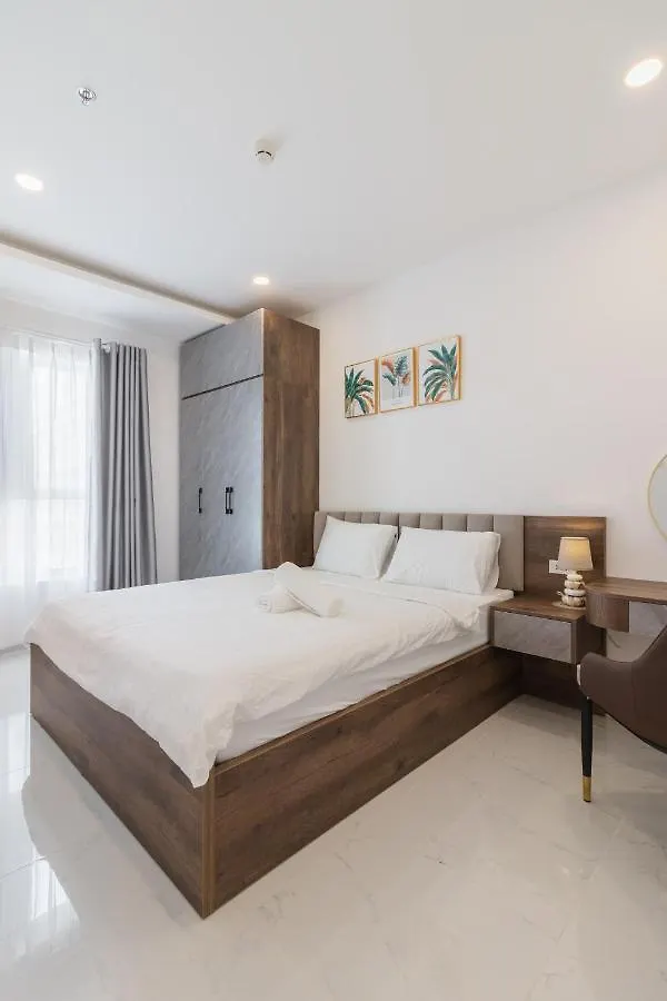 Big Promo 20% Luxury 2Br Apt - City Skyline View- Hot Ho Chi Minh City