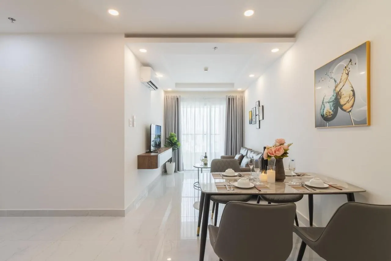 Apartment Big Promo 20% Luxury 2Br Apt - City Skyline View- Hot Ho Chi Minh City